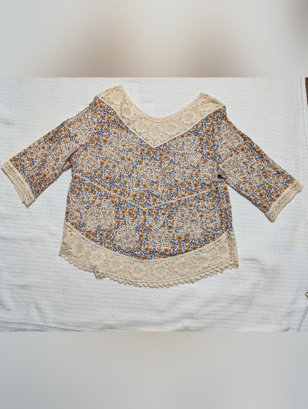 Solitaire Floral Lace Trim Boho Blouse in Cream and Blue
